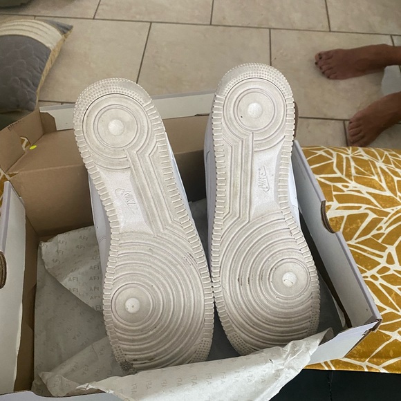 MENS Airforce One’s-size 13 - Picture 6 of 6